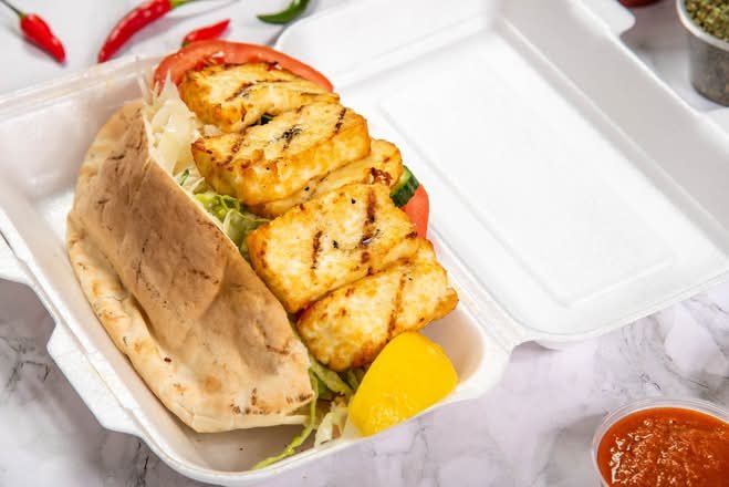Halloumi Kebab (in pita)