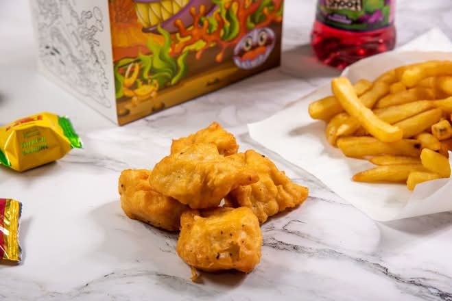 Kids Chicken Chunks in Box